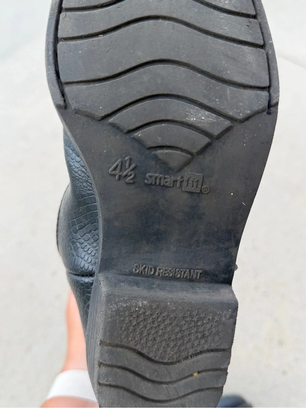 Boys Black Western Cowboy Boots - Classic Stitch Detail size 4.5 (see pic)